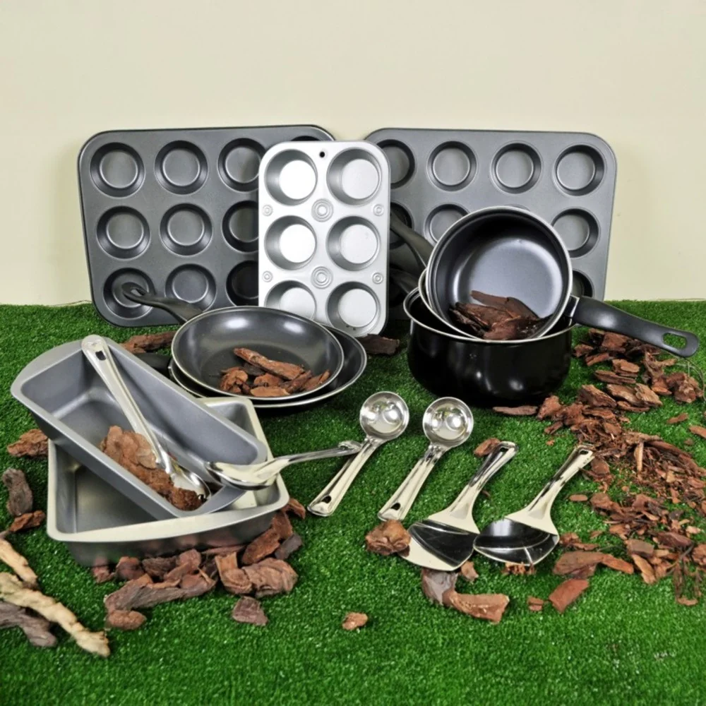 Metal Mud Pie Baking Kit - 15 Piece Set