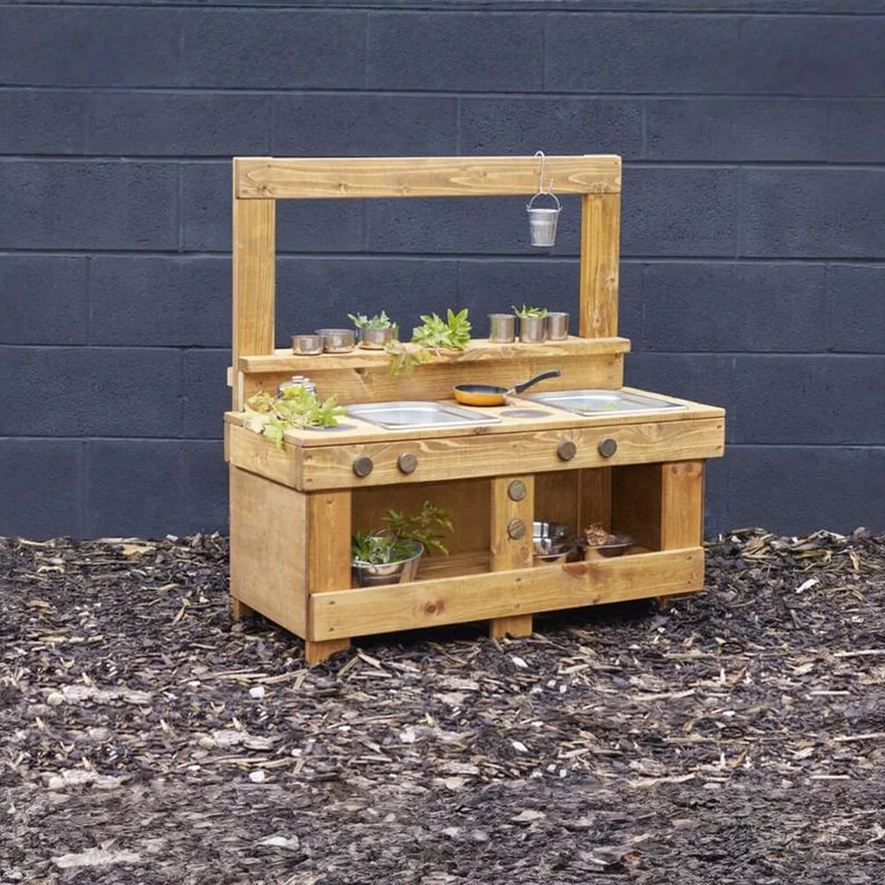 Cosy Cafe Mud Kitchen