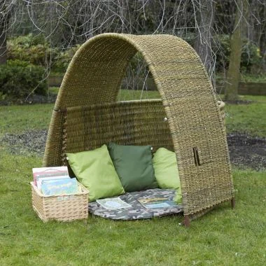 Outdoor Arch with Cushions and Mat Bundle