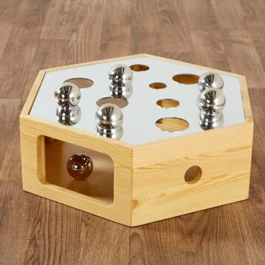 Posting Reflection Box with Balls Bundle